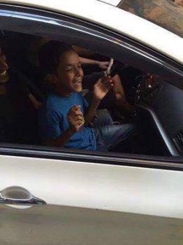 هكذا هزّ الطفل الفلسطيني خالد الشبطي امن المطار