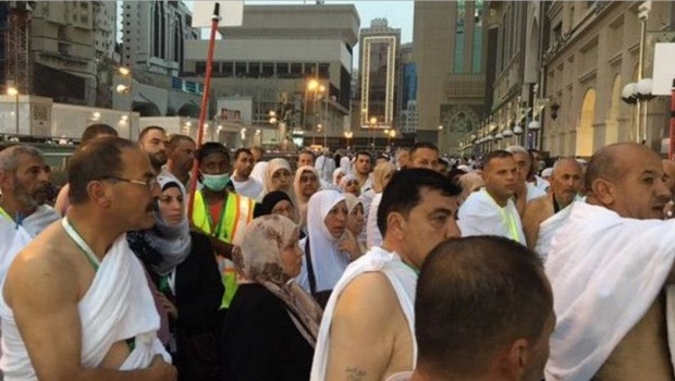 حكاية المحامي الفلسطيني الذي دفن ابنه الأسير قبل الحج بأيام