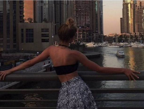 روسية باعت عذريتها لرجل عربي ثري بمبلغ لا يصدق!