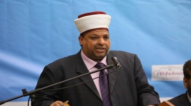 ادعيس يرد على موضوع 'الإجراءات الجديدة بالعمرة'