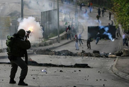 تجدد المواجهات في احياء وبلدات القدس المحتلة ... تفاصيل