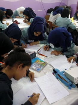 "بنات برقين الثانوية" تفوز بالمركز الأول بمسابقة الخطابة والإلقاء الشعري