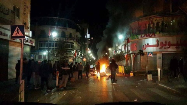 بالفيديو: اصابات باقتحام الاحتلال شارع ركب وسط مدينة رام الله