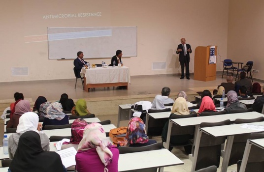 الجامعة العربية الامريكية تحيي الأسبوع العالمي للتوعية من استخدامات المضادات الحيوية بندوة علمية