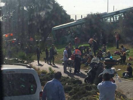 34 اصابة في حادث سير جنوب تل أبيب