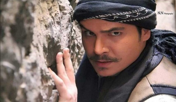 بالصور.. إعدام "العكيد معتز"!