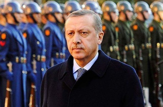 أردوغان يطالب اسرائيل إعادة النظر في "قانون الأذان"