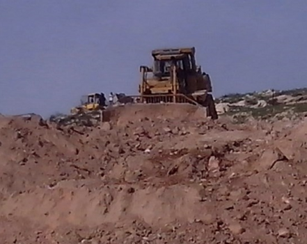 المستوطنون يشرعون بتجريف 40 دونما جنوب نابلس