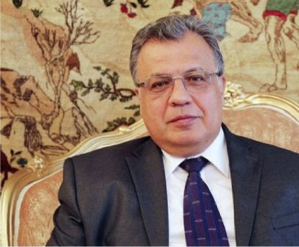 من هو السفير الروسي أندريه كارلوف؟