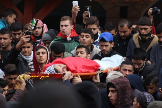 جنين: جماهير غفيرة تشيع جثمان الشهيد أبو غراب في قباطية