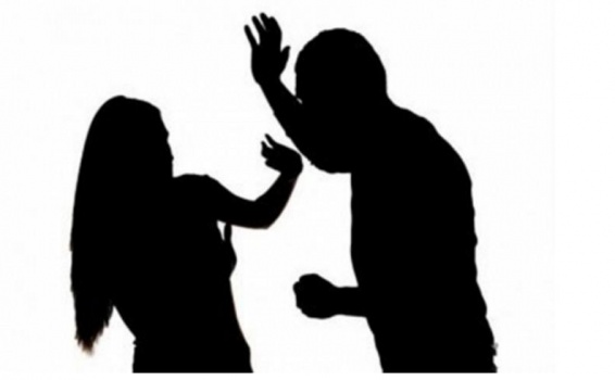 يرمي زوجته من الطابق الرابع.. فأصبح قاتلاً لسيدتين