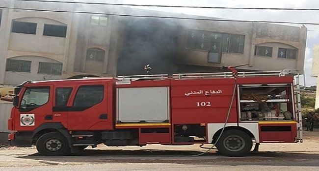 جنين: الدفاع المدني يسيطر على حريق ويزيل أشجارا تساقطت بسبب الرياح