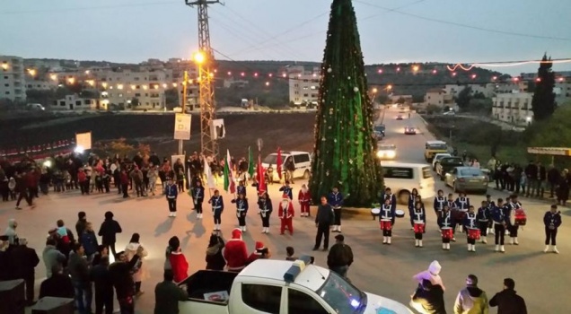 ​إضاءة شجرة عيد الميلاد في الزبابدة
