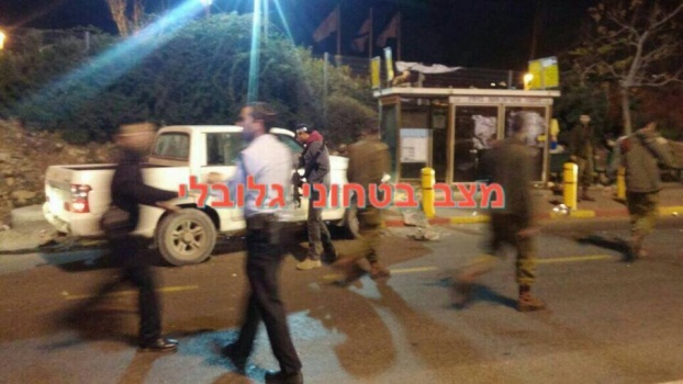 فيديو: استشهاد مواطن برصاص الاحتلال بزعم محاولته تنفيذ عملية دهس قرب رام الله