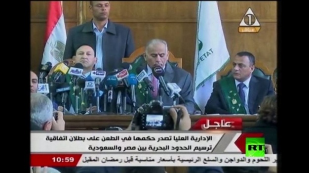 بالفيديو: فرحة جنونية لحظة إعلان الحكم بـ"مصرية" تيران وصنافير