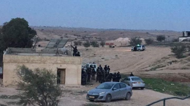 تحديث:شهيد واصابات ومقتل شرطي اسرائيلي بمواجهات في النقب