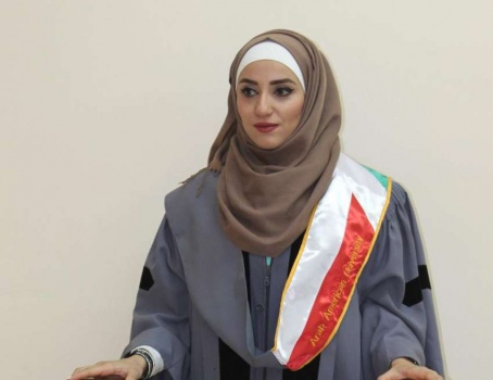 الباحثة مريم جرادات تناقش رسالتها "المنافسة غير المشروعة في العلامة التجارية" للحصول على درجة الماجستير