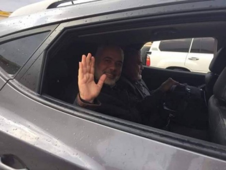 هنية يصل غزة بعد إجراء لقاءات مع مسؤولين أمنيين مصريين