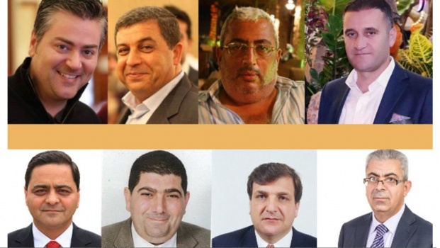 ما الذي يفعله بعض رجال الأعمال الفلسطينيين عند الاستيقاظ باكرا ًمن نومهم ؟