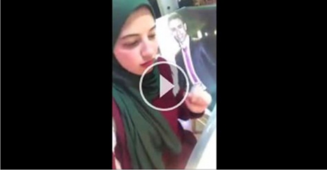 في الفالنتاين .. هذا ما فعلته فتاة مع خطيبها ووالدها يضبطهما !! فيديو طريف