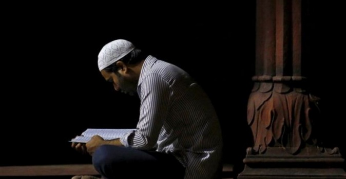 سجين  في غزة ... من قاتل  إلى ناسخ للقرآن الكريم
