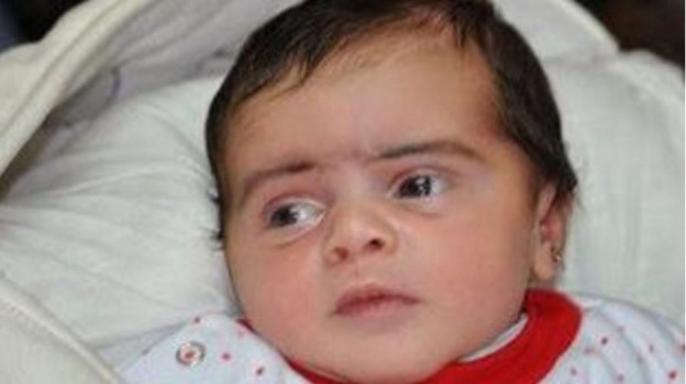 محامٍ انتحل صفة طبيب.. وتسبب بموت طفلة!