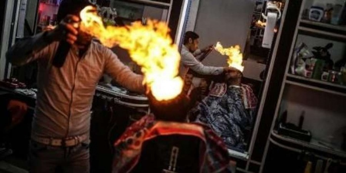 وزارة الصحة ونقابة الحلاقين :يمنع استعمال النار في تصفيف الشعر ومن يخالف يتعرض للمساءلة القانونية