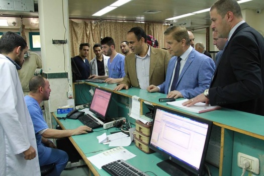 بالصور..وزير الصحة يتفقد مستشفى جنين الحكومي ويطلع على إحتياجاته