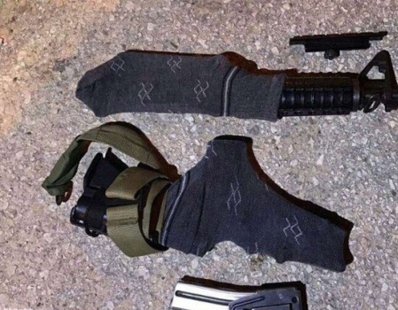 نابلس- الاحتلال يعتقل شابين بعد العثور على سلاح بحوزتهما