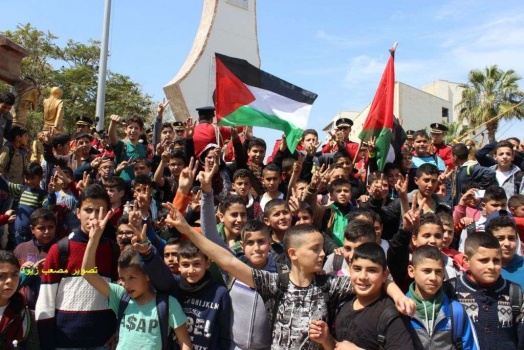 بالصور..الاحتفال في جنين بمراسم رفع العلم ضمن مبادرة "علمنا غالي"