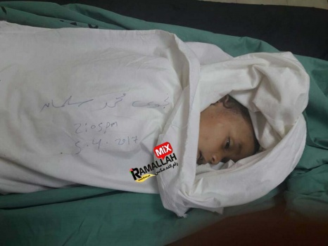 بعد دهس عريس فلسطيني لطفلة ووفاتها ... والدها يصفح عنه "زوجتي حامل بتجيب غيرها كمل فرحك"