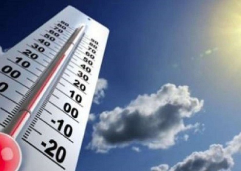 الطقس: غائم جزئيا والحرارة أدنى من المعدل بـ5 درجات وسقوط زخات من المطر