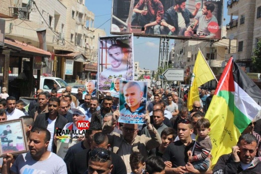 بالصور.. &rlm;اعتصام ومسيرة حاشدة في جنين تضامنا مع الأسرى