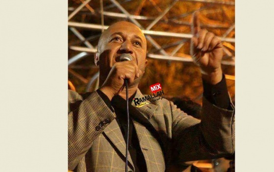 الاحتلال يعتقل ضابطا في الأمن الوقائي على حاجز عسكري