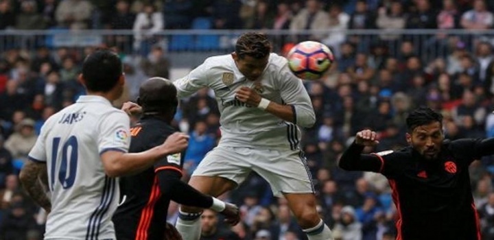 شاهد فيديو الاهداف : ريـال مدريد يتفوق على فالنسيا في الدقائق الأخيرة
