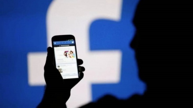 بسبب شائعة على 'فيسبوك'.. قتلت جارها بـ5 طعنات بسكين المطبخ!