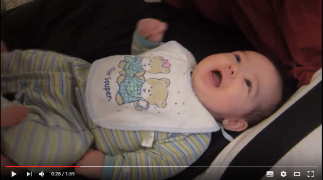 بالفيديو.. قالت لوالدتها "أحبك" بعمر13 أسبوعاً
