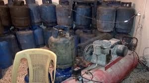 ضبط 130 اسطوانة غاز ممنوع من التداول وغير مطابقة للمواصفات في جنين