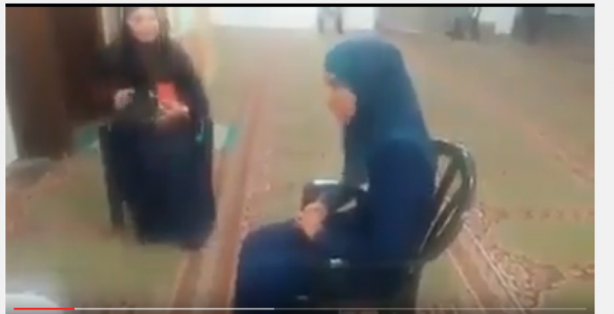 فيديو: فتاة يهودية تُعلن اسلامها بمسجد النور داخل أراضي ال48