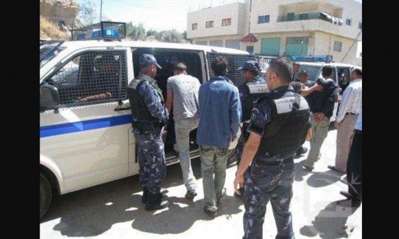 شرطة رام الله تقبض على متهم بالشروع بقتل مسن
