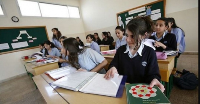 لبنان: سنظل نُعلّم قضية فلسطين بمدارسنا