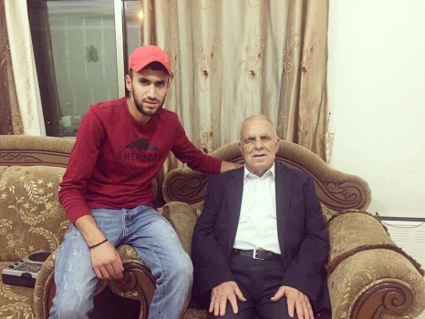 &nbsp;أصابه عمى العينيين فتفتح نور قلبه وازدادت "رشاقة" عقله