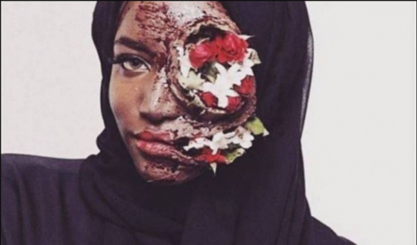 ناشطة سعودية تنشر صورة غريبة… وهذا ما أصاب وجهها!