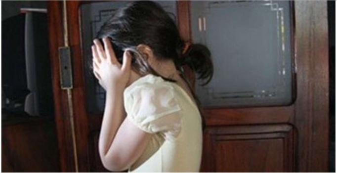 اب يقتل طفلته ارضاءا لزوجته الثانية