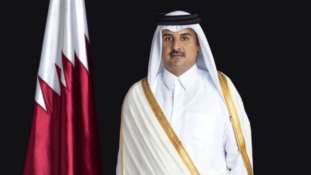 أمير قطر أمام "خيارين فقط"