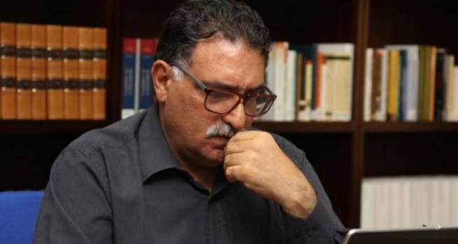 عزمي بشارة يعتزل الحياة السياسية