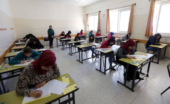 &lrm;التربية: الإنجاز يسير بهدوء بامتحان الثانوية العامة