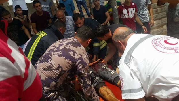 جنين:اصابة شاب بحادث انقلاب جرار زراعي وثلاثة أخرين بحالة اختناق اثر حريق مخزن