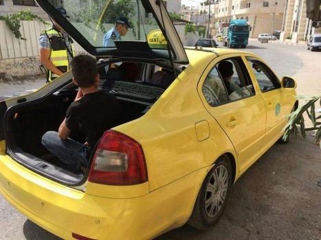 النقل والمواصلات تضبط 4 مركبات بحمولة زائدة في الخليل