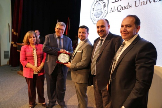 جامعة القدس تستقبل الخبير في طب الاسنان العالمي د. مجد ناجي